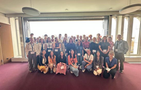 Gruppenfoto der Teilnehmer*innen der Summer School