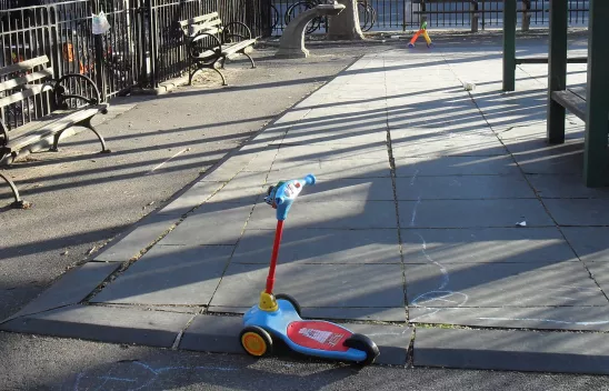 Verlassener Spielplatz Verlassener Spielplatz