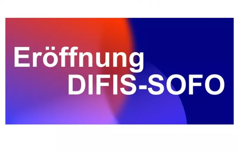 Banner in verschiedenen Farben, in dem der Text "Eröffnung DIFIS-SOFO" steht Banner in verschiedenen Farben, in dem der Text "Eröffnung DIFIS-SOFO" steht