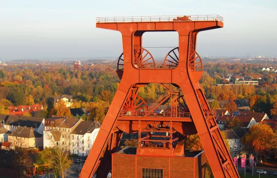 Bild eines Förderturms einer ehemaligen Zeche